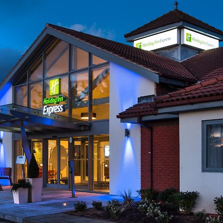 Holiday Inn Express Portsmouth - North By Ihg Екстериор снимка