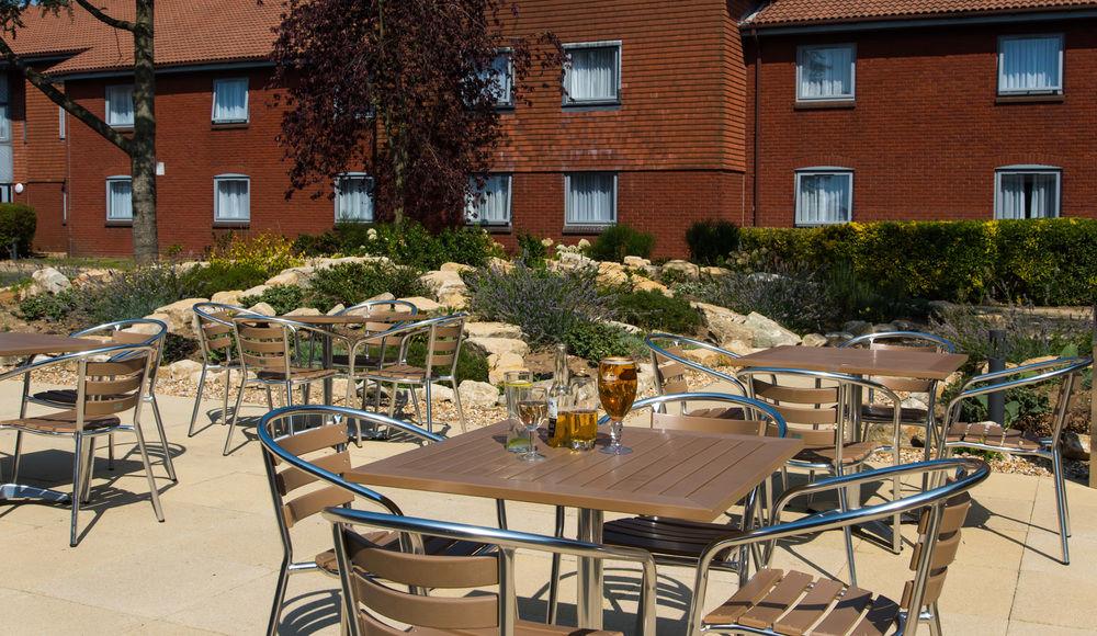 Holiday Inn Express Portsmouth - North By Ihg Екстериор снимка