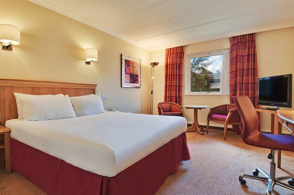 Holiday Inn Express Portsmouth - North By Ihg Стая снимка