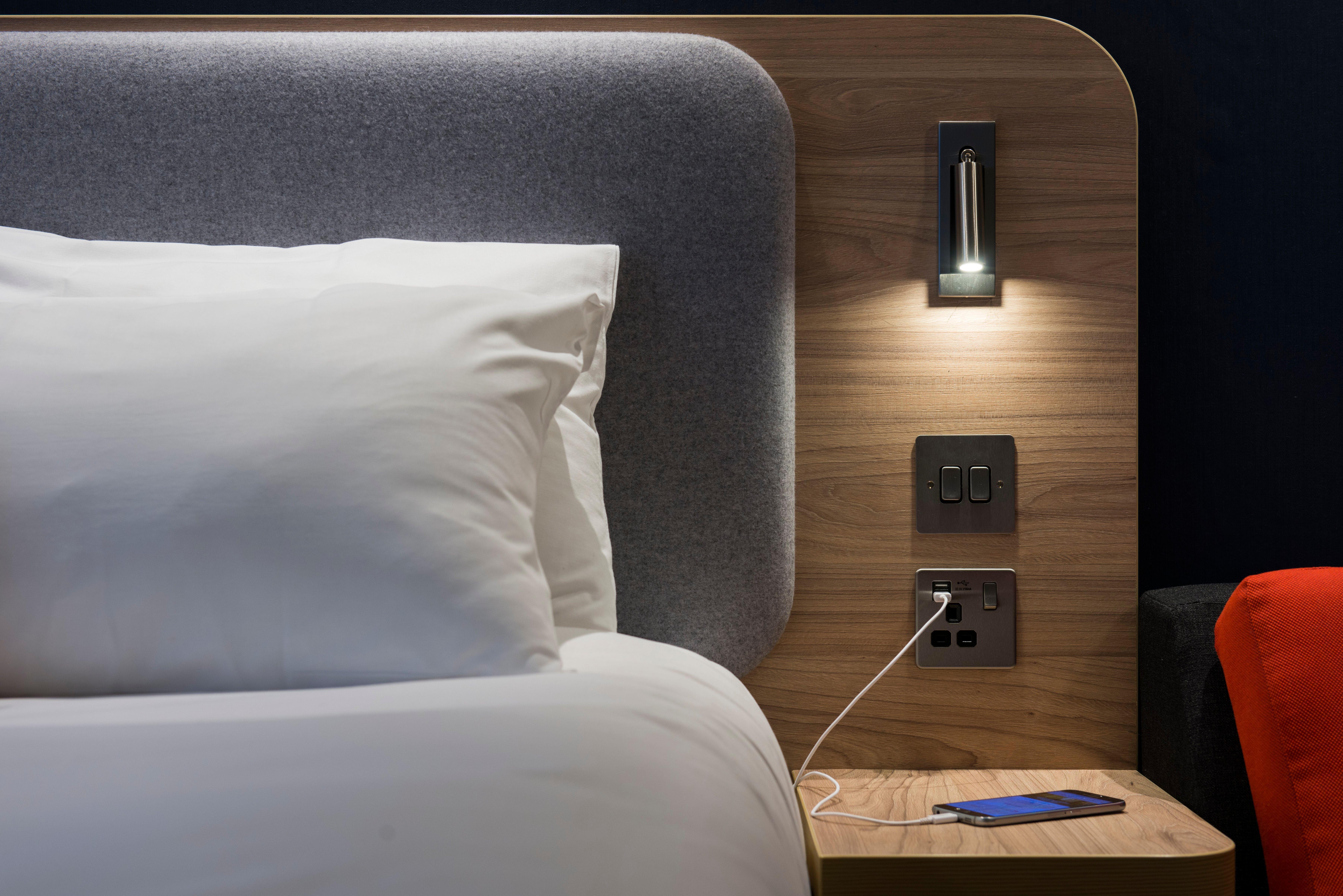 Holiday Inn Express Portsmouth - North By Ihg Екстериор снимка