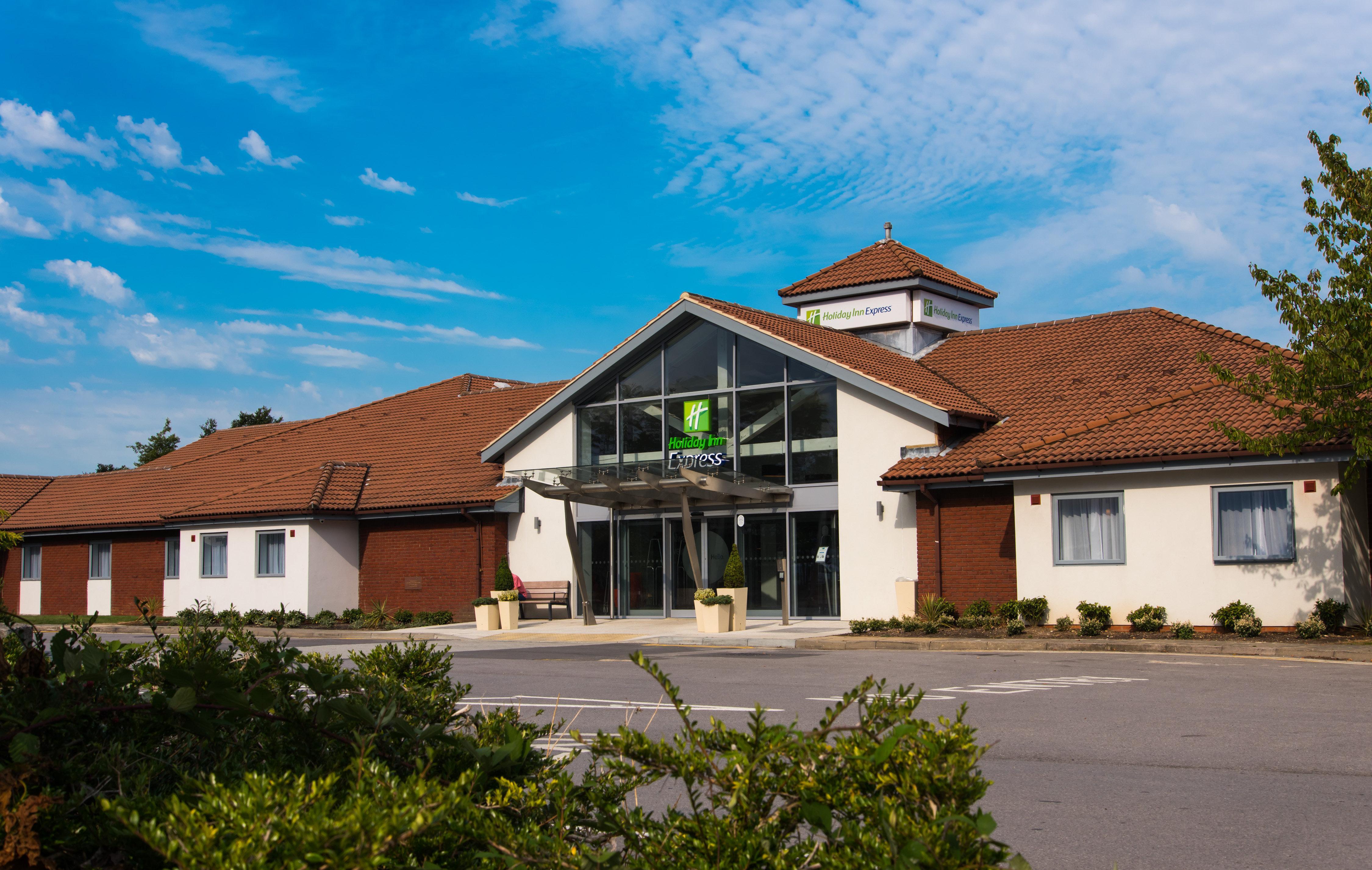 Holiday Inn Express Portsmouth - North By Ihg Екстериор снимка