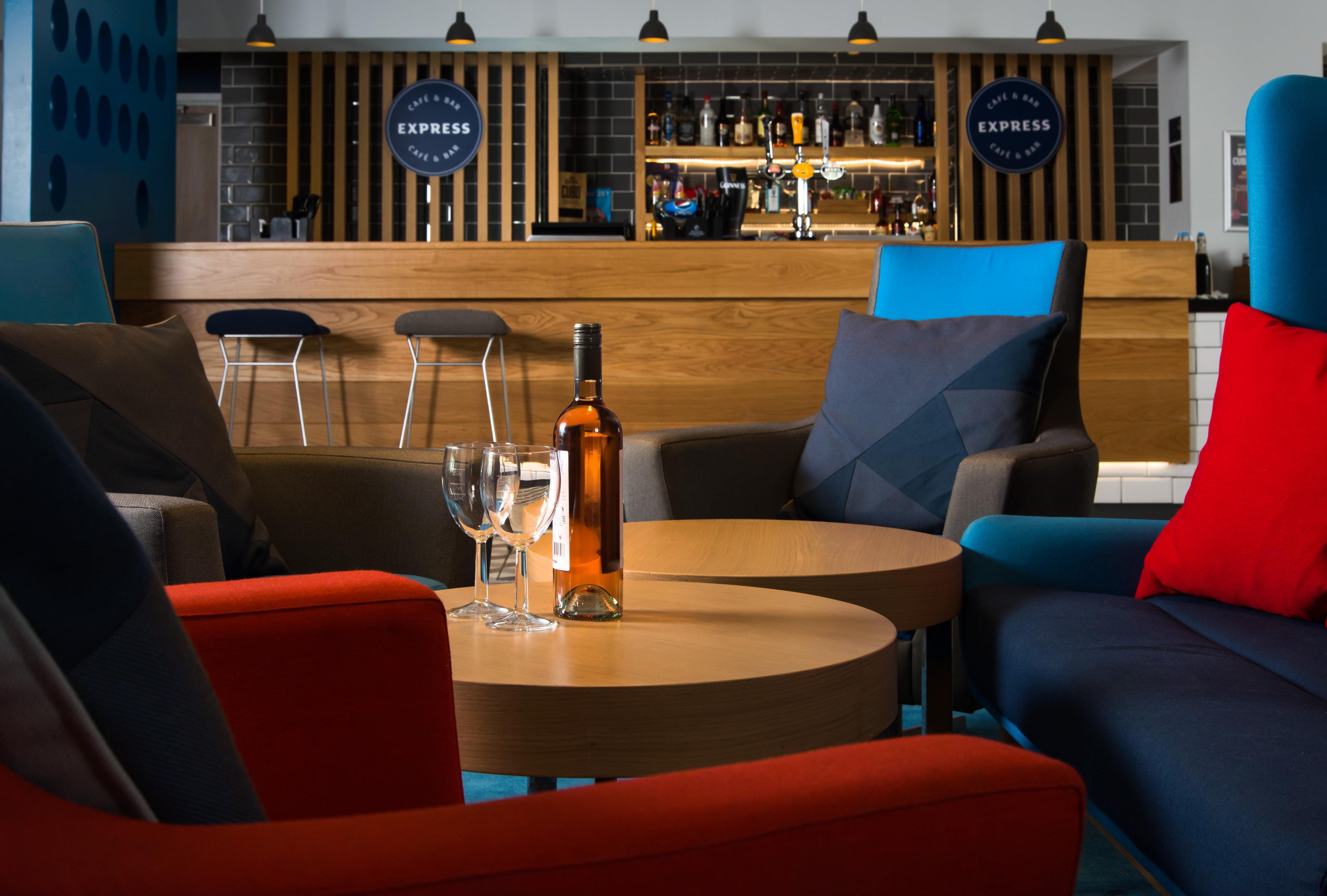 Holiday Inn Express Portsmouth - North By Ihg Екстериор снимка
