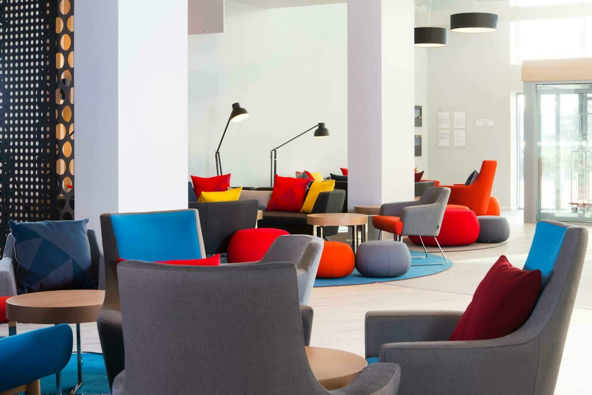 Holiday Inn Express Portsmouth - North By Ihg Екстериор снимка